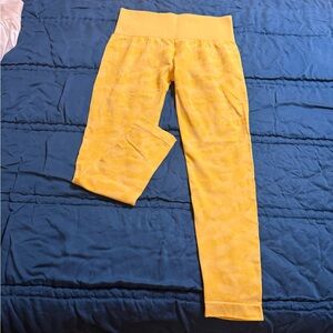 NVGTN Vibrant Yellow Leggings